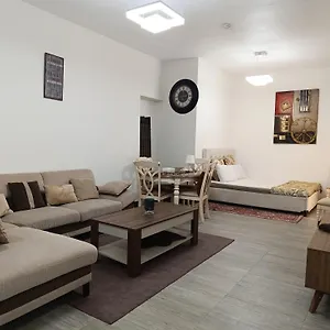 Entire Luxury And Family One Bed Living In Front Of