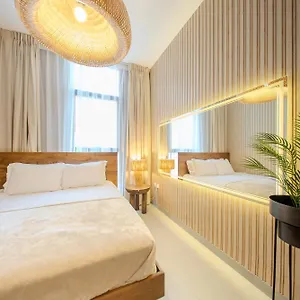 Forest Honeymoon With Pool View By Bluecloud Holidays * Sharjah