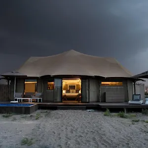 Kingfisher Retreat By Sharjah Collection Lüks kamp alanı 5*