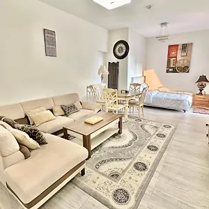 Entire 1-bedroom In Tower *