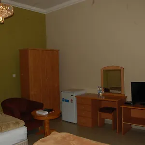 Al Amwaj Hotel