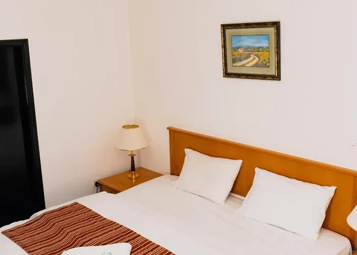 Pan Emirates Hotel Apartments 샤르자 사진