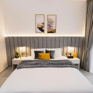 Apartment Fantastic And In The Heart Of