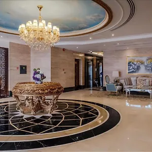 Hotel Crystal Plaza Al Majaz 4*