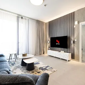 1br The Modern Al Jada By Blue Cloud Holidays Sharjah